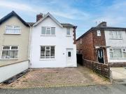3 bedroom semi detached house to rent