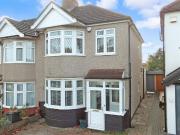 3 bedroom semi detached house to rent