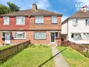 3 bedroom semi detached house to rent