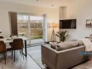 3 bedroom semi detached house to rent