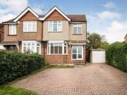 3 bedroom Semi Detached House to rent, Hoads Wood Road,...