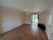 3 Bedroom Semi Detached House To Rent In Hollow Wood,...