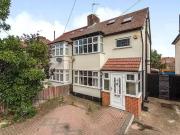 3 bedroom Semi Detached House to rent, Nelson Road,...