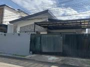 3 Bedroom Semi Furnished Single Storey House For Rent in...