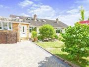 3 bedroom semidetached bungalow for sale in Willow...