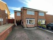 3 bedroom semidetached house for rent in Audens Way...