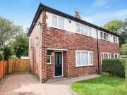 3 bedroom semidetached house for rent in Cavan Close...