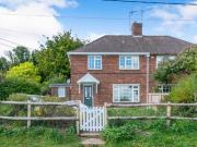 3 bedroom semidetached house for rent in Crawley...
