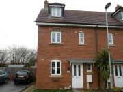3 bedroom semidetached house for rent in Discovery Close...