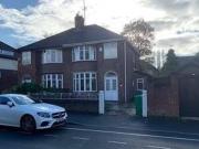 3 bedroom semidetached house for rent in Ferndene Road...