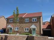 3 bedroom semidetached house for rent in Henshaw Way...