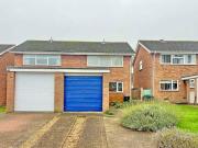 3 bedroom semidetached house for rent in Northdale Close...