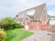3 bedroom semidetached house for rent in Rockfarm Close...