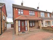 3 bedroom semidetached house for rent in Rodings Avenue...
