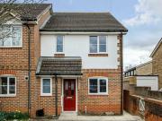 3 bedroom semidetached house for rent in Yeoman Place...