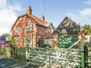 3 bedroom semidetached house for sale in Back Lane...