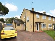 3 bedroom semidetached house for sale in Bramley Road...