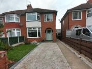 3 bedroom semidetached house for sale in Broadway...