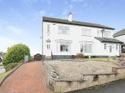 3 bedroom semidetached house for sale in Crosslees Park...