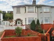 3 bedroom semidetached house for sale in East Grove Road...