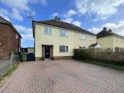 3 bedroom semidetached house for sale in Fairway...