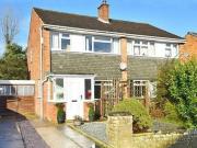 3 bedroom semidetached house for sale in Fairways Avenue...