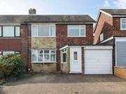 3 bedroom semidetached house for sale in Fieldhouse Road...