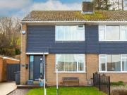 3 bedroom semidetached house for sale in Footgate Close...