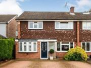 3 bedroom semidetached house for sale in Glebelands...