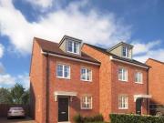 3 bedroom semidetached house for sale in Hall Gardens...
