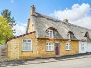 3 bedroom semidetached house for sale in Hilton Street...