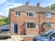 3 bedroom semidetached house for sale in Kingsleigh Road...