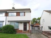 3 bedroom semidetached house for sale in Knighton Road...