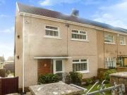 3 bedroom semidetached house for sale in Lilac Grove...