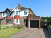 3 bedroom semidetached house for sale in London Road...