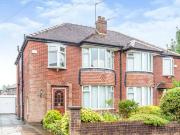 3 bedroom semidetached house for sale in Manor Road...