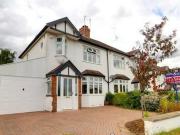 3 bedroom semidetached house for sale in Manor Road...
