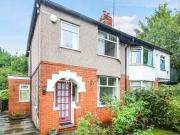 3 bedroom semidetached house for sale in Sandileigh...