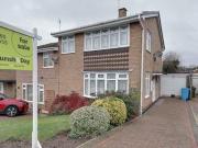 3 bedroom semidetached house for sale in Vale Gardens...