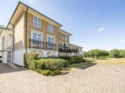 3 Bedroom Shared Living/roommate London Greater London...