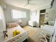 3 bedroom shared unit/townhouse, Gooding Drive