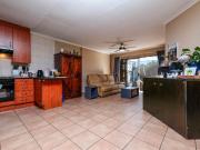 3 Bedroom Simplex in Honeydew Manor