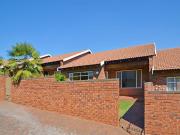 3 Bedroom Simplex in Kloofendal