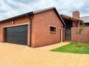 3 Bedroom Simplex in Olympus AH