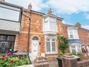 3 Bedroom Terraced House 3 Bedroom Terraced House