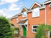 3 bedroom terraced house for rent in Aubrey Close...