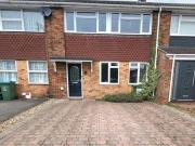 3 Bedroom Terraced House For Rent In Aylesbury