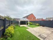 3 bedroom terraced house for rent in Bakersfield Drive,...