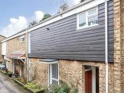 3 Bedroom Terraced House For Rent In Bracknell, Berkshire