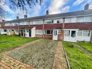 3 bedroom terraced house for rent in Brickly Road,...